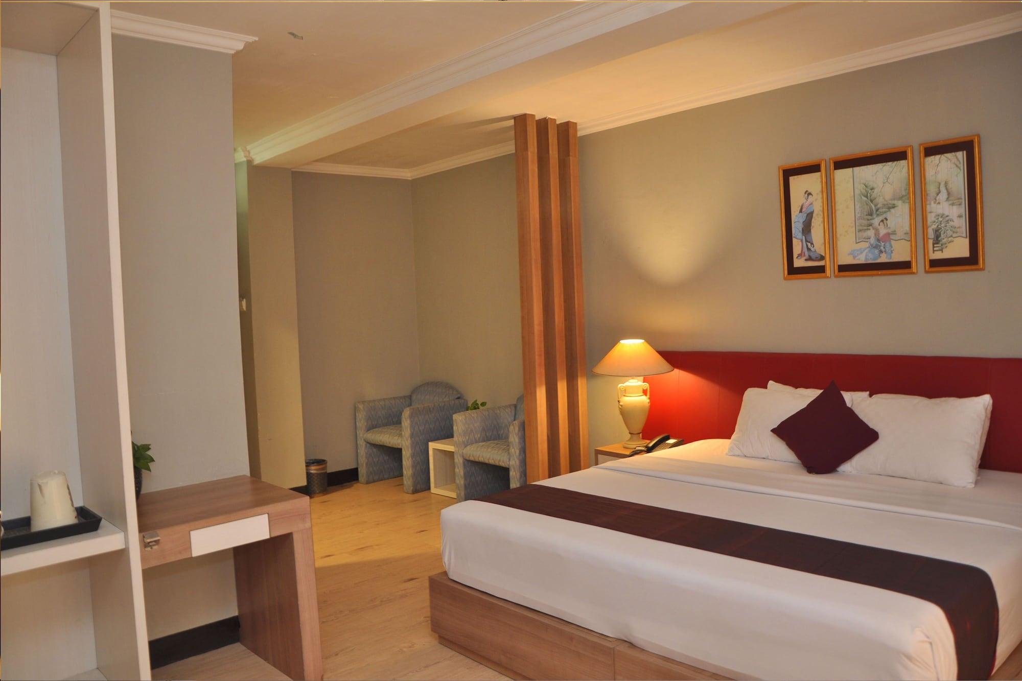Royal Hotel And Convention Tretes Prigen Ngoại thất bức ảnh