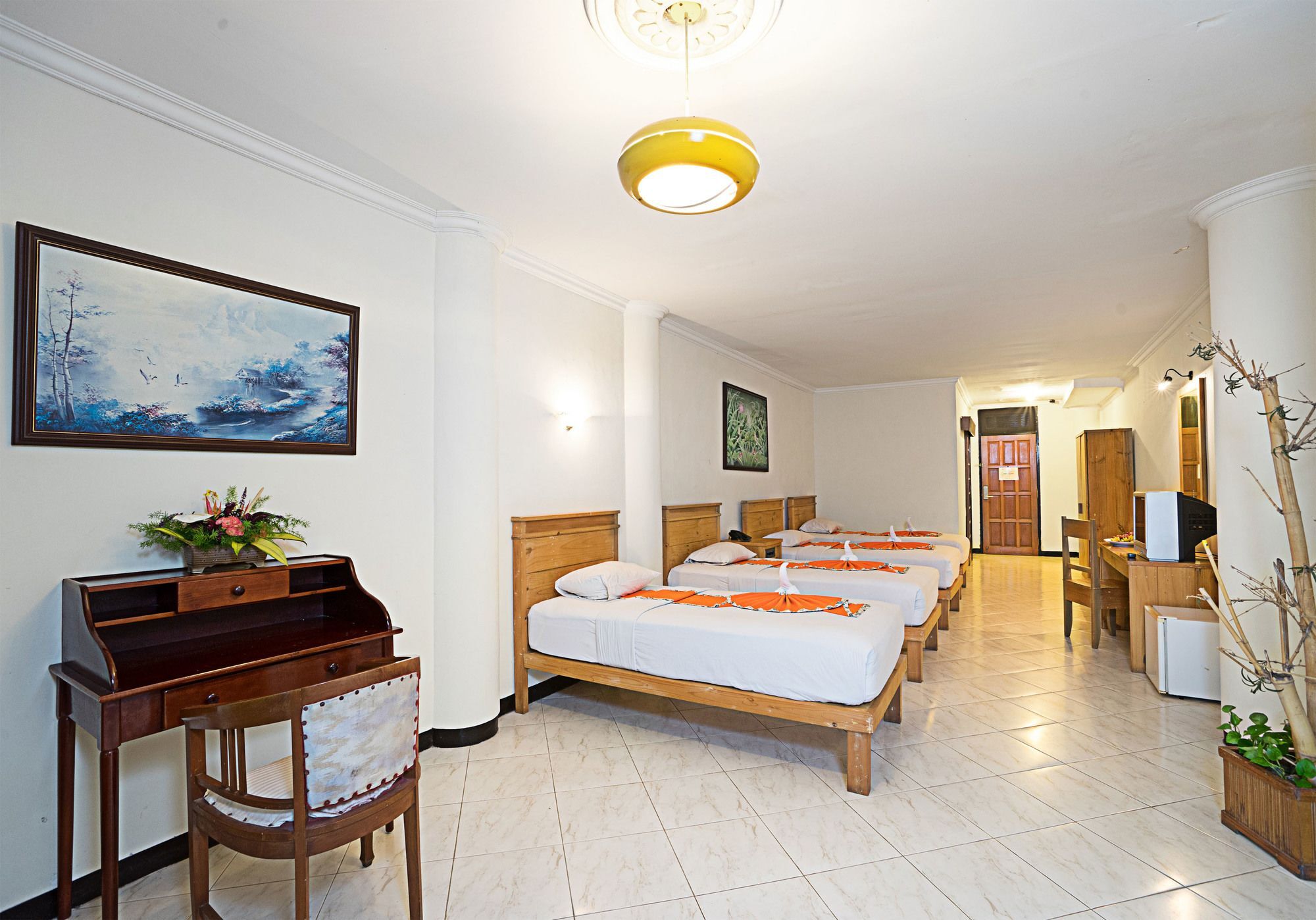 Royal Hotel And Convention Tretes Prigen Ngoại thất bức ảnh
